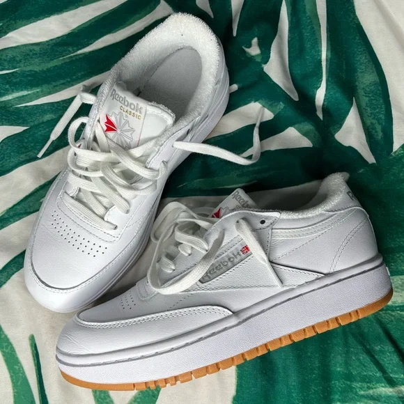 Reebok Classic Sneakers - Picture 1 of 2